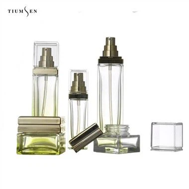 Stikla pudelītes ādas kopšanai