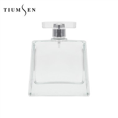 Pārdodu vecas smaržu pudelītes